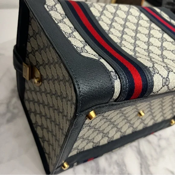 Vintage Gucci | Navy Train Case Luggage Bag - Picture 8 of 17